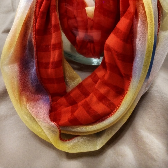 Infinity scarf - Picture 3 of 3